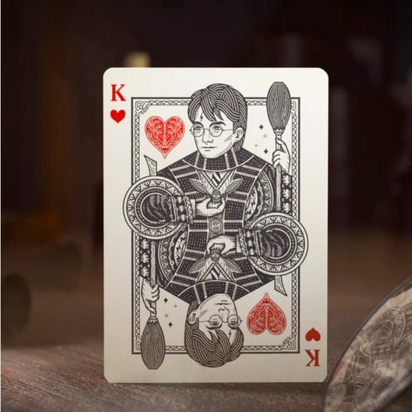 Harry Potter Premium Deck of Playing Cards (new in original packaging) - Picture 2 of 4